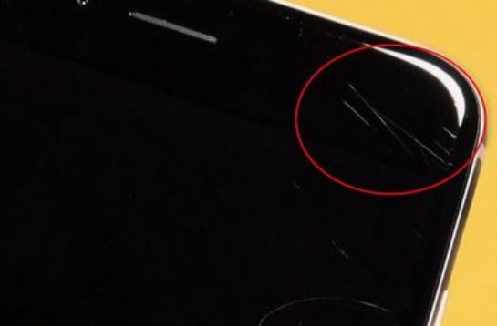 Экраны новых iPhone 6 и iPhone 6s не выдерживают испытаний трением
