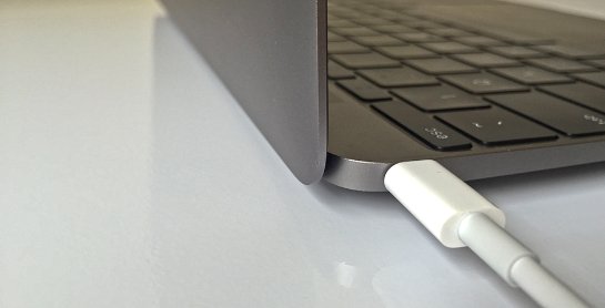 Apple начала программу по обмену дефектных кабелей