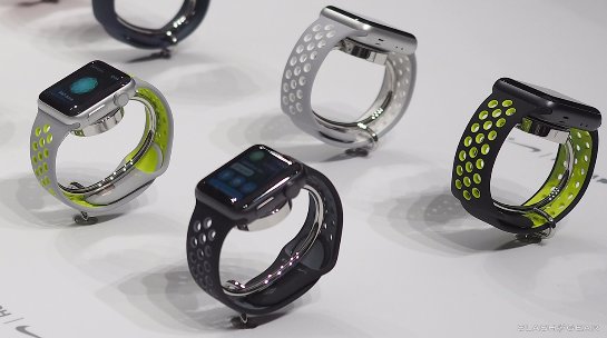 В России стартовали продажи Apple Watch Nike+